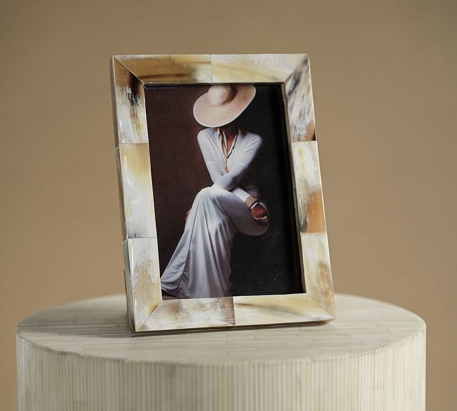 Amber Bone Frame added by Spoak Member