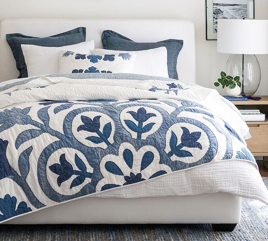 Mahalo Cotton Applique Quilt added by Spoak Member
