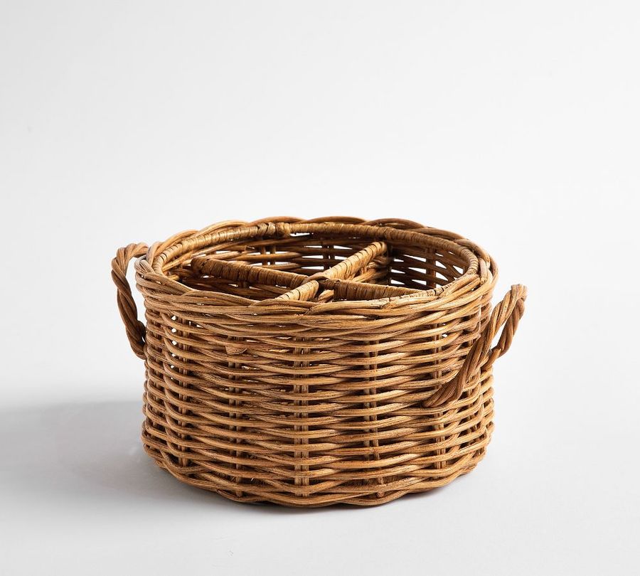 Handwoven Wicker Flatware Caddy added by Spoak Member