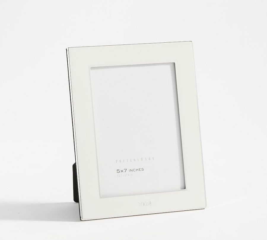 Dated Enamel Frame 2024 added by Spoak Member