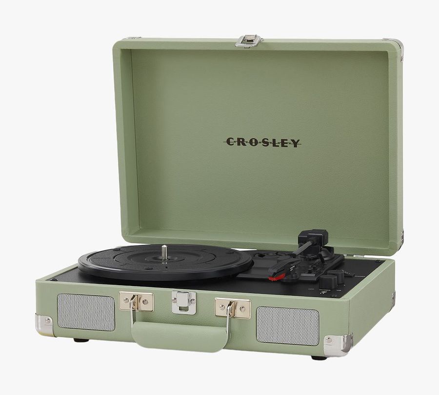Crosley Cruiser Deluxe Turntable added by Spoak Member