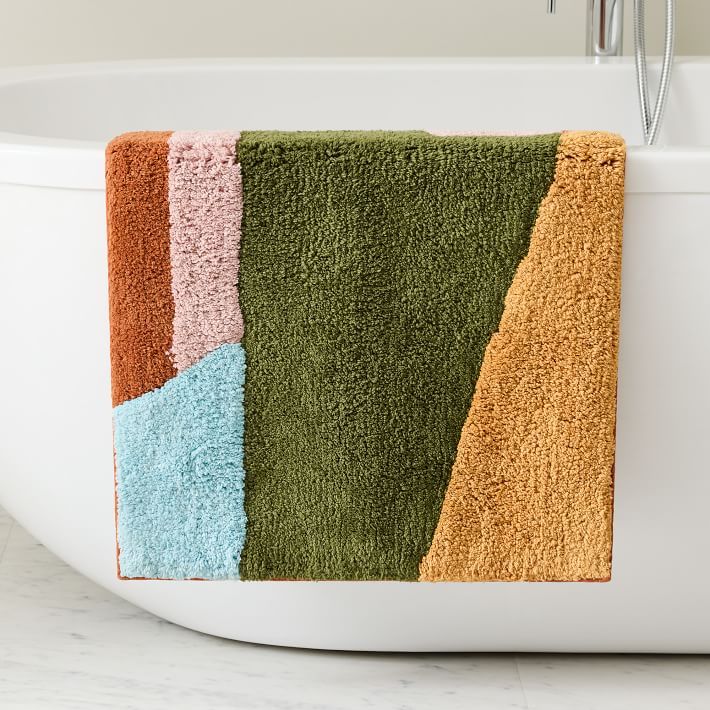 Angled Modern Bath Mat added by Jillian Fiebelkorn