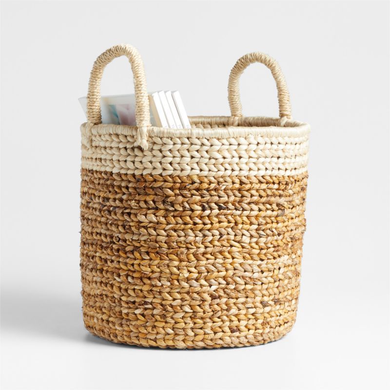 Small Banana Bark Woven Basket added by Spoak Member