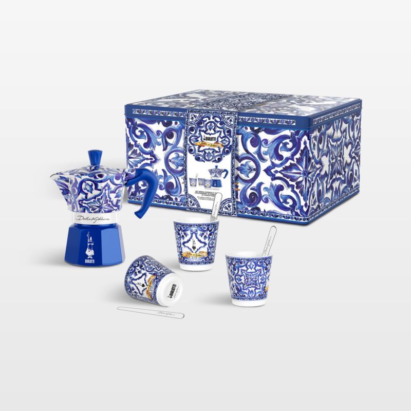 Bialetti Moka Dolce & Gabbana Blu Mediterraneo 3-Cup + 3 Espresso Cups & Stirrers Gift Set added by Spoak Member