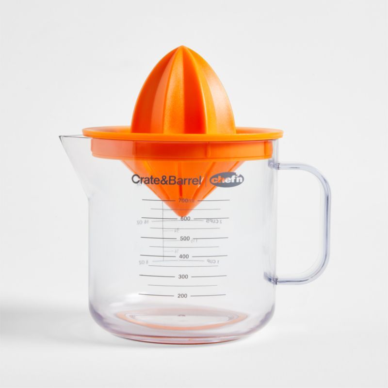 Crate & Barrel Dual Citrus Juicer with Measuring Cup added by Spoak Member