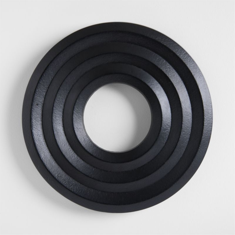 Black Cast Iron Circle Trivet added by Spoak Member