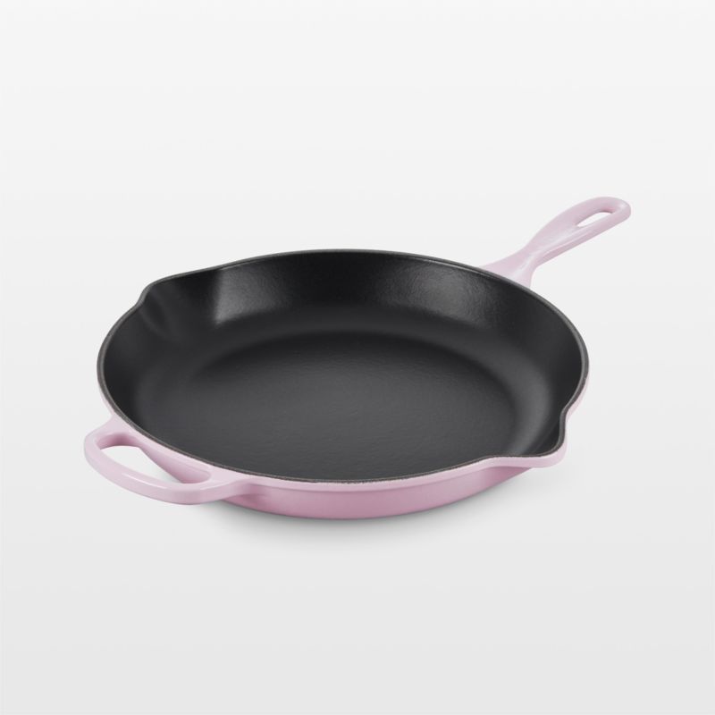 Le Creuset ® Signature 11.75" Shallot Enameled Cast Iron Skillet added by Spoak Member