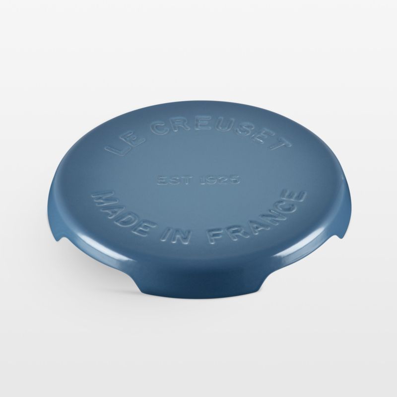 Le Creuset ® Signature Chambray Enameled Cast Iron Trivet added by Spoak Member