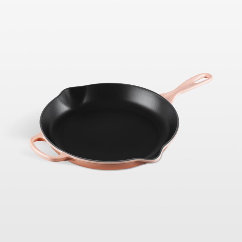 Le Creuset ® Signature 11.75" Peche Enameled Cast Iron Round Skillet added by Spoak Member