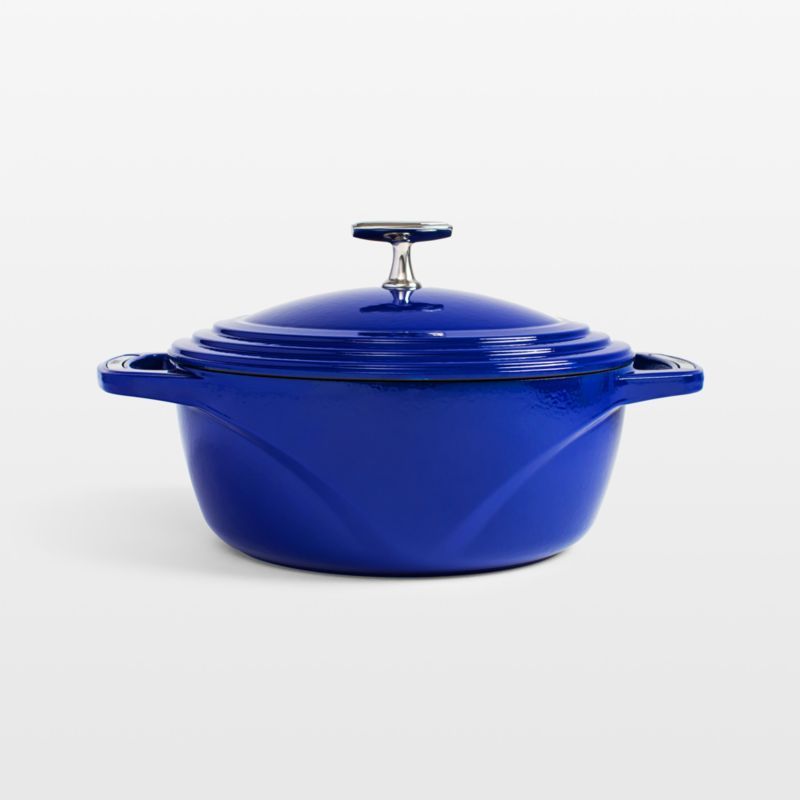 Lodge USA Enamel 4.5-Qt. Cast Iron Dutch Oven in Smooth Sailing Blue added by Spoak Member