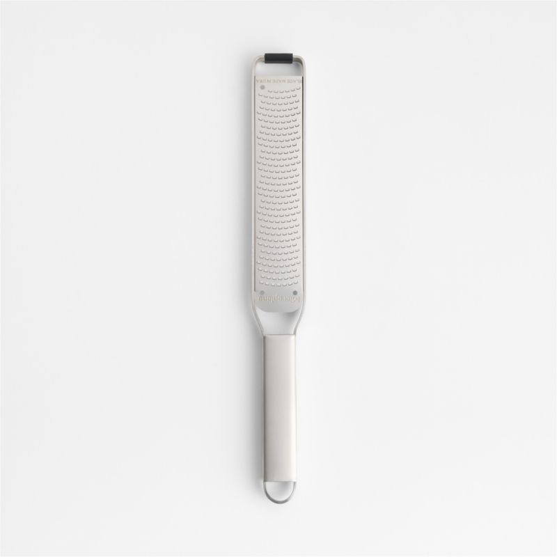 Microplane Professional Best Series Stainless Steel Fine Grater added by Spoak Member