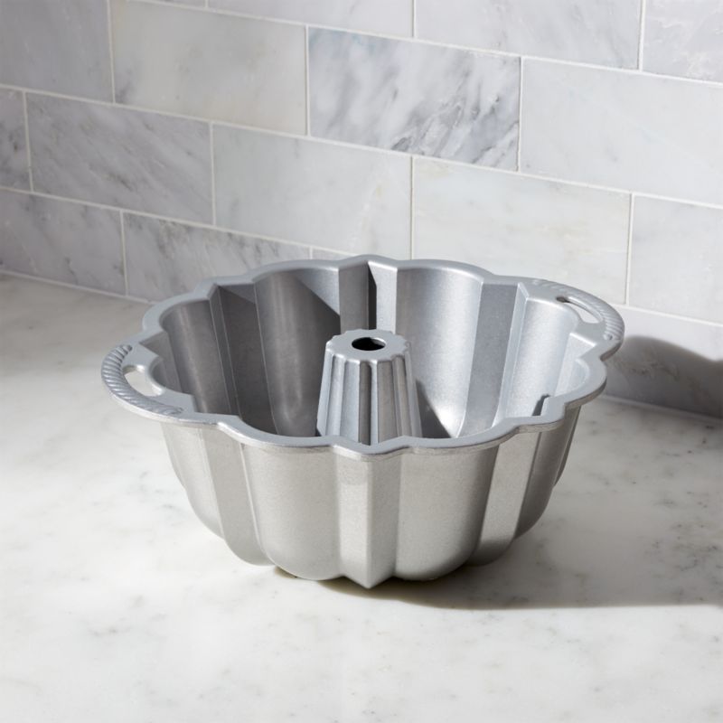 Nordic Ware ® Anniversary Bundt ® Pan added by Spoak Member