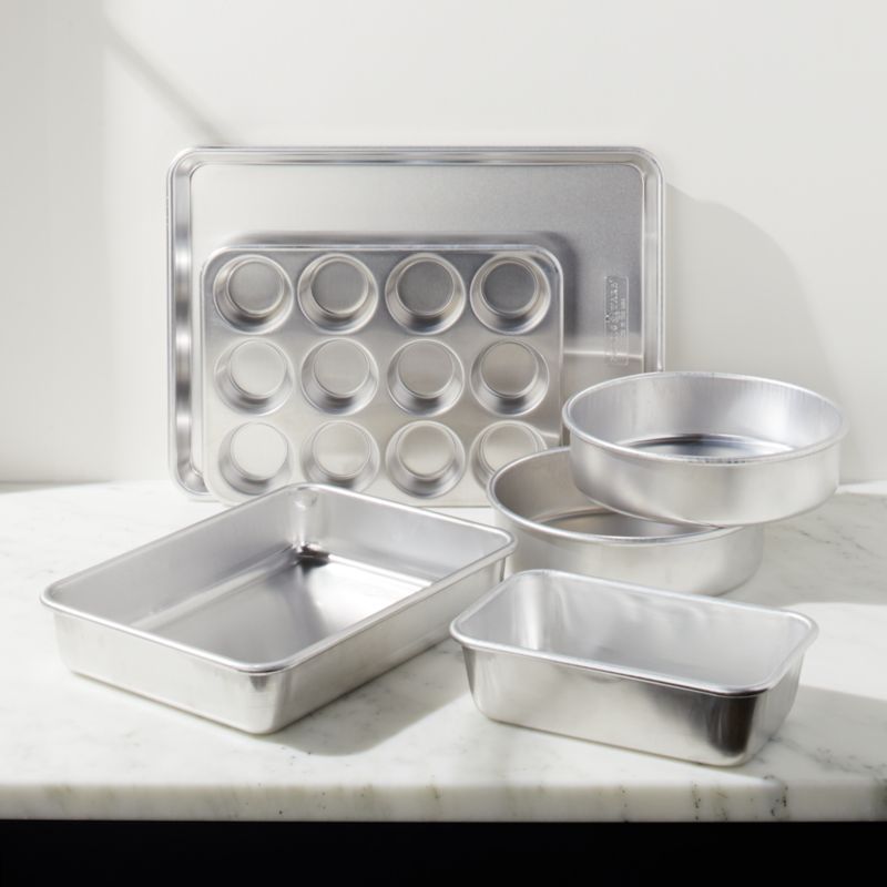Nordic Ware ® Naturals ® 6-Piece Bakeware Set added by Spoak Member