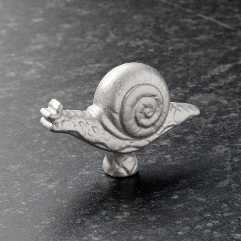 Staub ® Snail Animal Knob added by Spoak Member