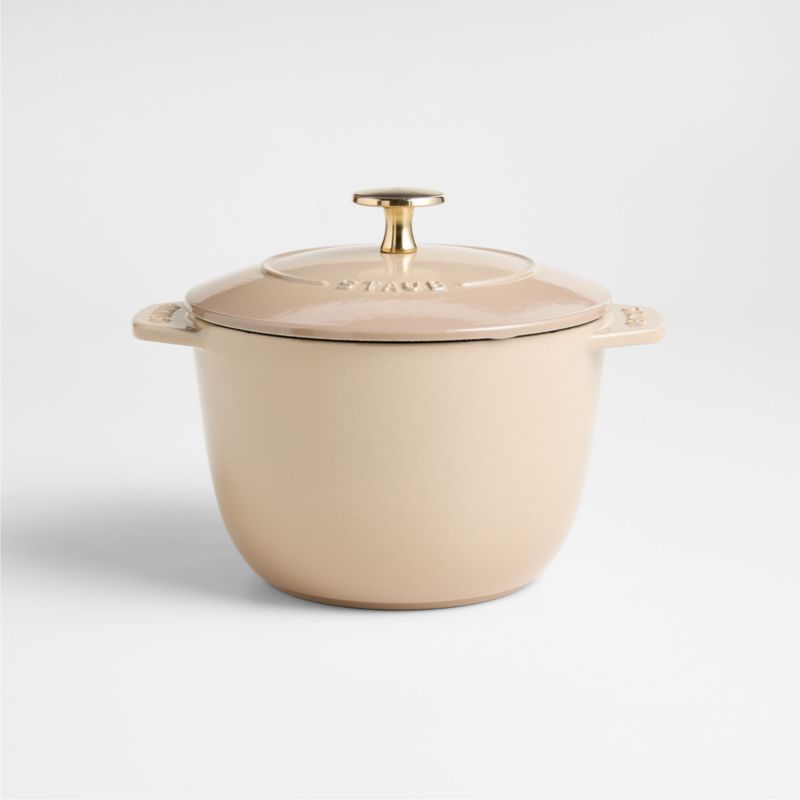 Staub ® Sesame 1.5-Qt Petite French Oven added by Spoak Member