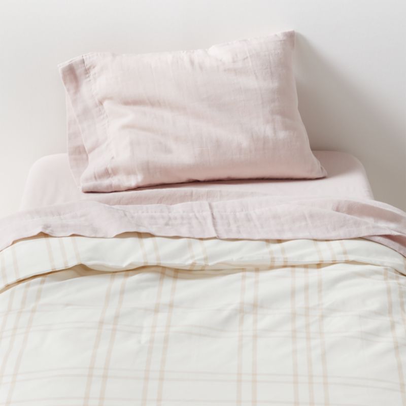Stax Elegant Pink Yarn-Dyed Organic Cotton Toddler Duvet Cover added by Spoak Member
