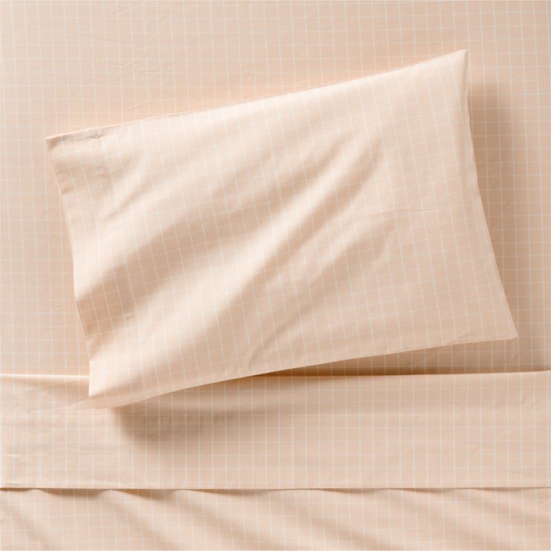 Stax Mini Grid Elegant Pink Yarn-Dyed Organic Cotton Toddler Sheet Set added by Spoak Member