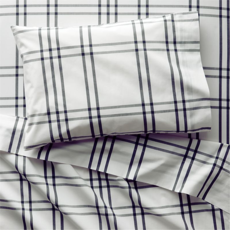 Stax Organic Cotton Grey Toddler Sheet Set added by Spoak Member