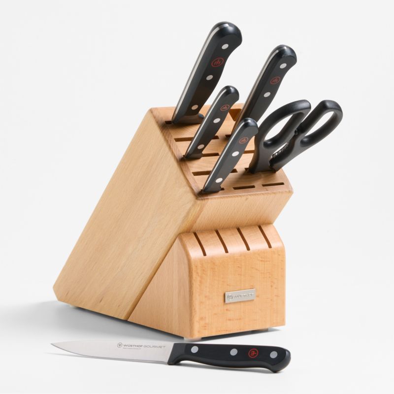 Wusthof ® Gourmet 7-Piece Knife Block Set added by Spoak Member