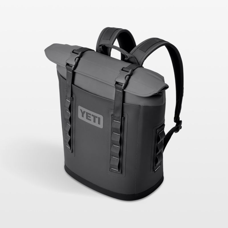 YETI Hopper M12 Backpack Cooler Charcoal added by Spoak Member