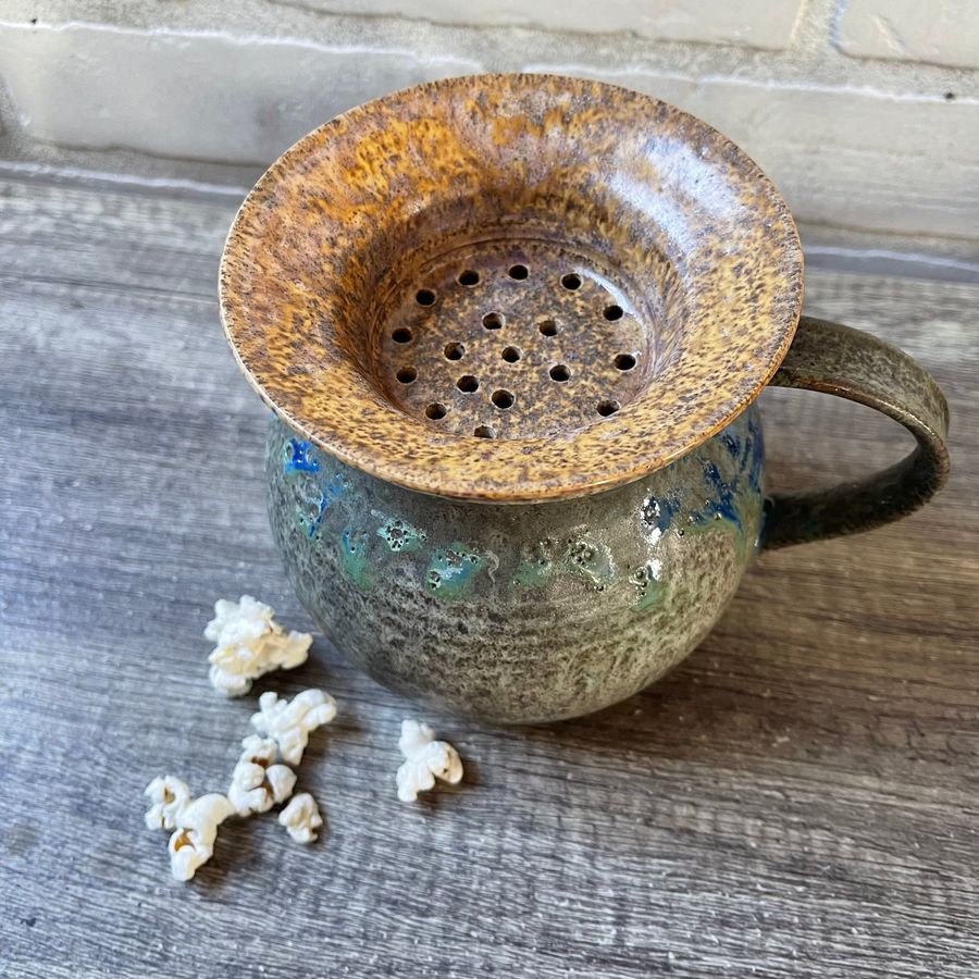Stoneware Popcorn Canter added by Spoak Member