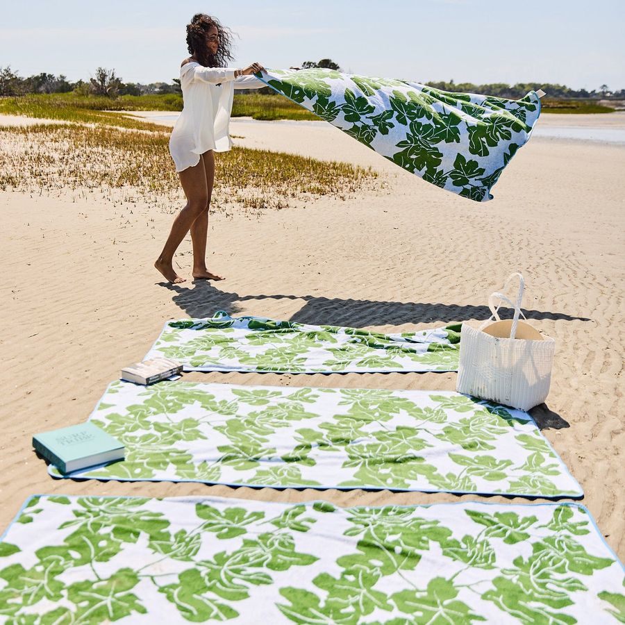 Peter Dunham x Weezie Beach Towel Bundle (4 pieces) added by Spoak Member