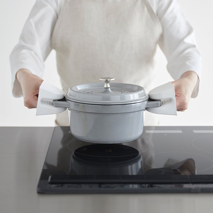 Magnetic Pot Holders - Set of 2 - Silicone added by Spoak Member