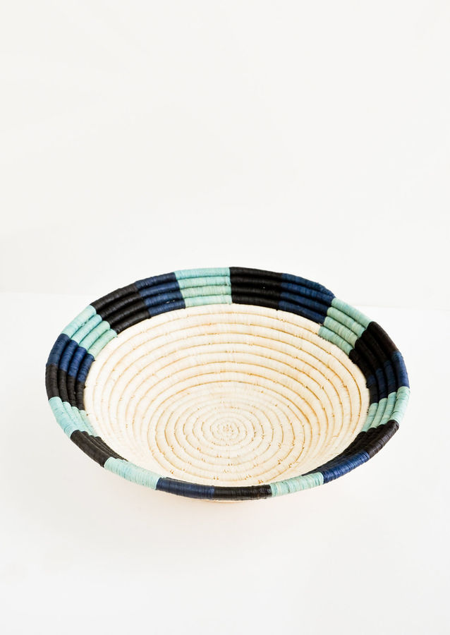 Colored Rim Raffia Basket added by Spoak Member