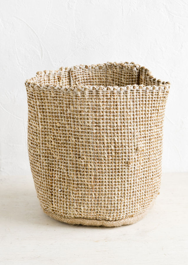 Woven Seagrass Bin added by Spoak Member