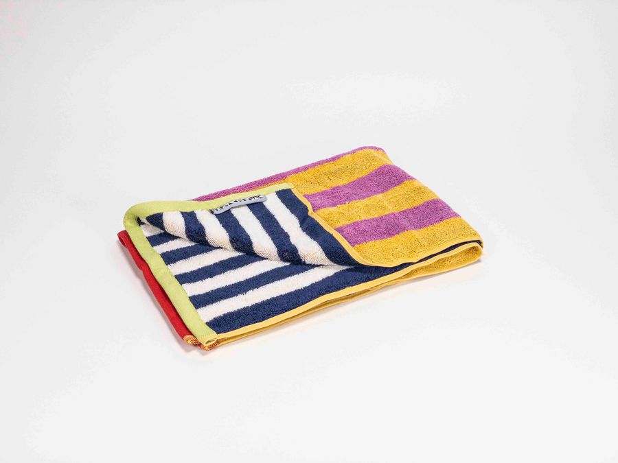 Grapefruit Stripe Hand Towel added by Spoak Member