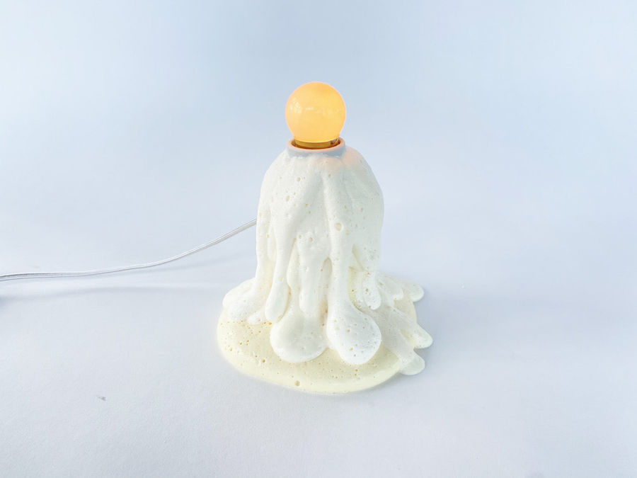 Lemon Cream Foam Lamp added by Spoak Member