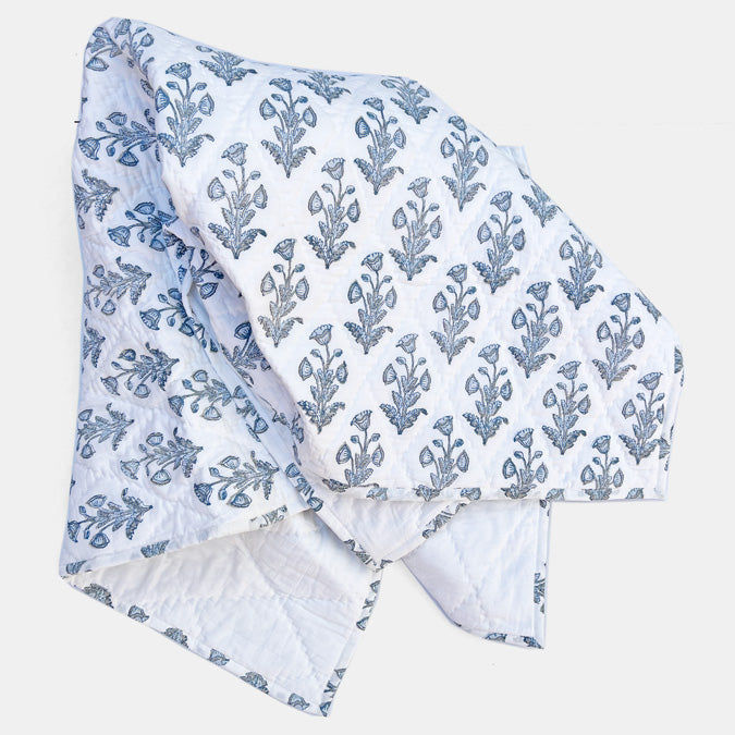 Dogflower Blue Quilt, baby added by Spoak Member