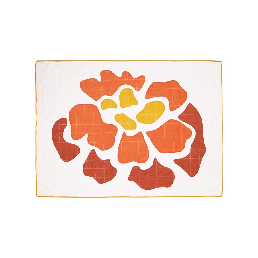 Marigold Bloom Quilt Throw added by Spoak Member