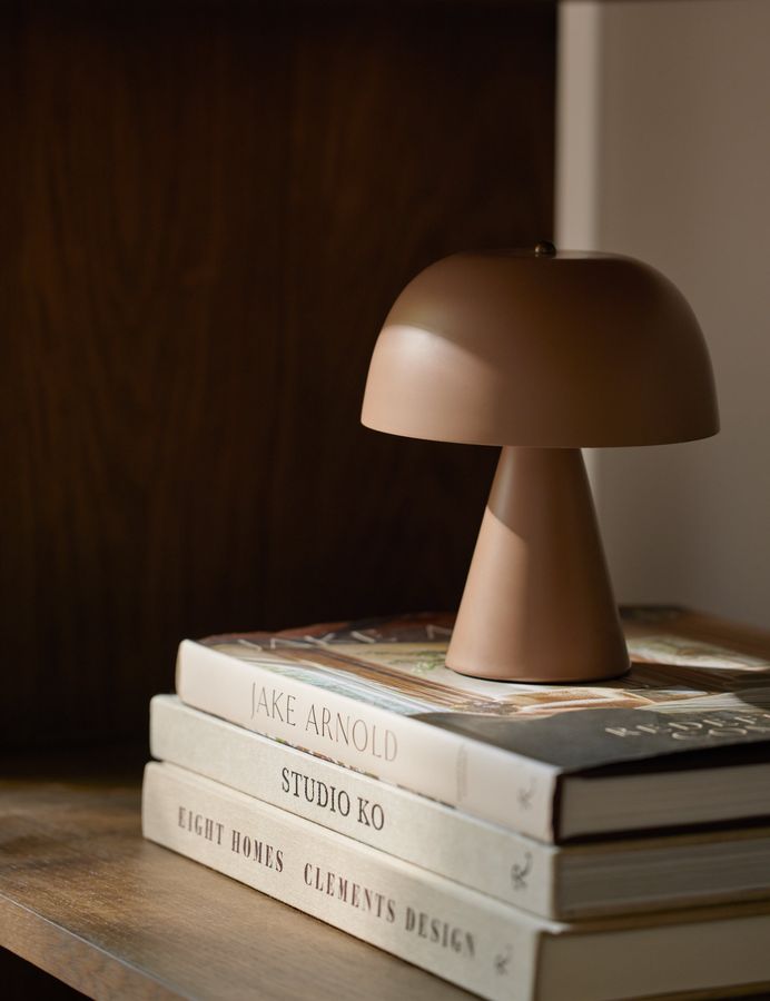 Wembley Cordless Table Lamp added by Spoak Member