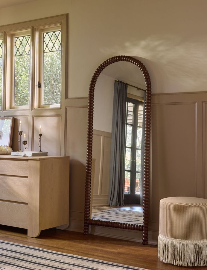 Molly Floor Mirror added by Spoak Member