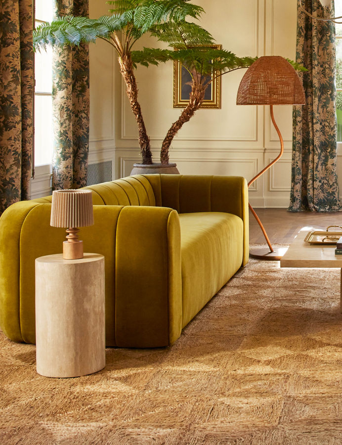Rosamel Sofa added by Spoak Member