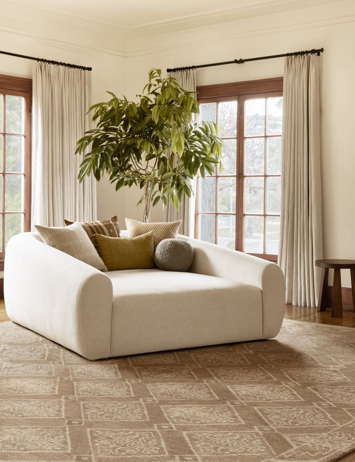 Harlowe Media Lounger added by Spoak Member