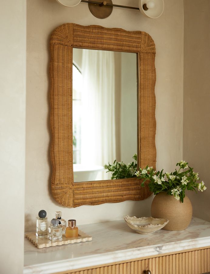 Yarely Mirror added by Spoak Member
