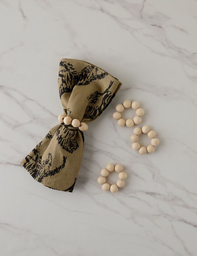 Wooden Napkin Rings (Set of 4) by Tallo de Olivo added by Spoak Member