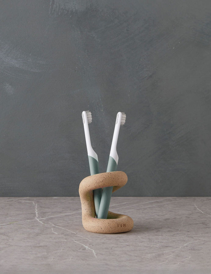 Ood Toothbrush Holder by SIN added by Spoak Member