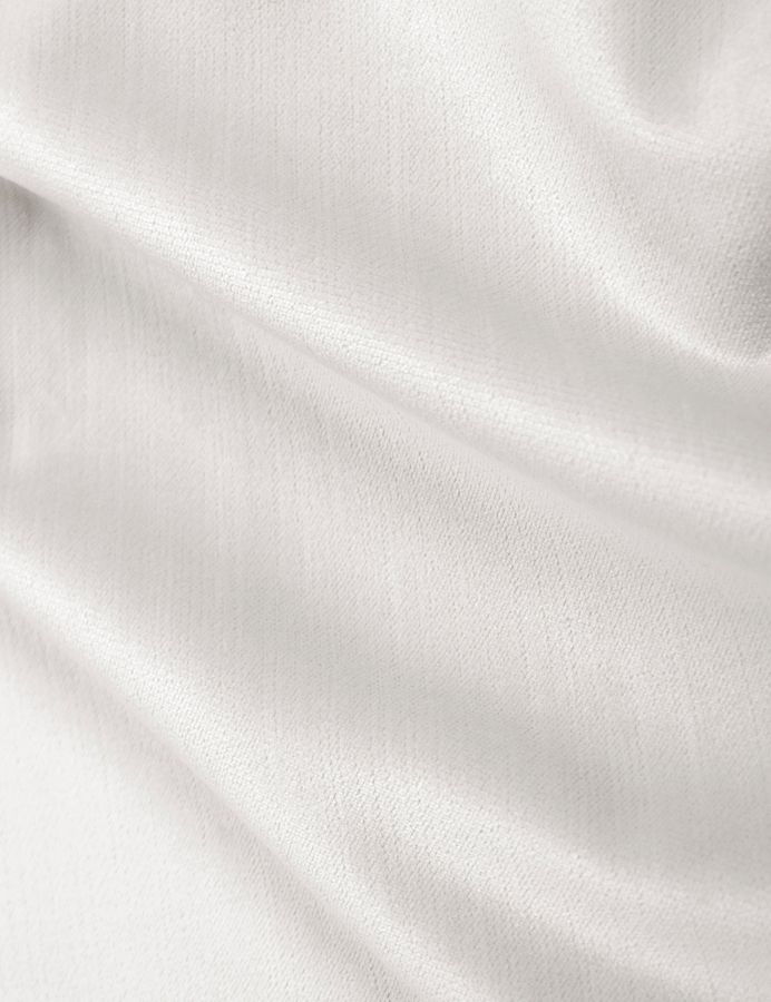Snow Velvet Fabric Swatch added by Spoak Member