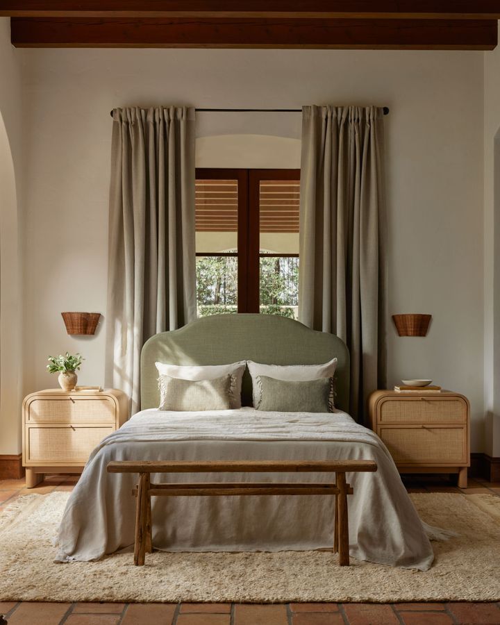 Suzette Nightstand added by Spoak Member