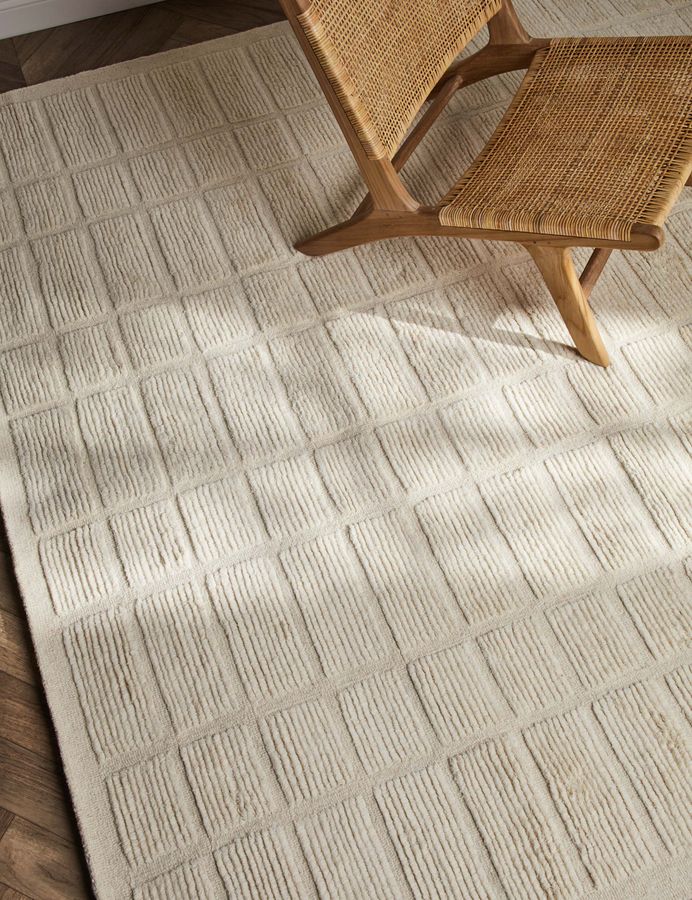 Geller Hand-Tufted Wool Rug added by Spoak Member
