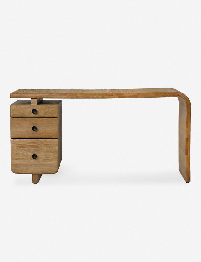 Dimitri Desk added by Spoak Member