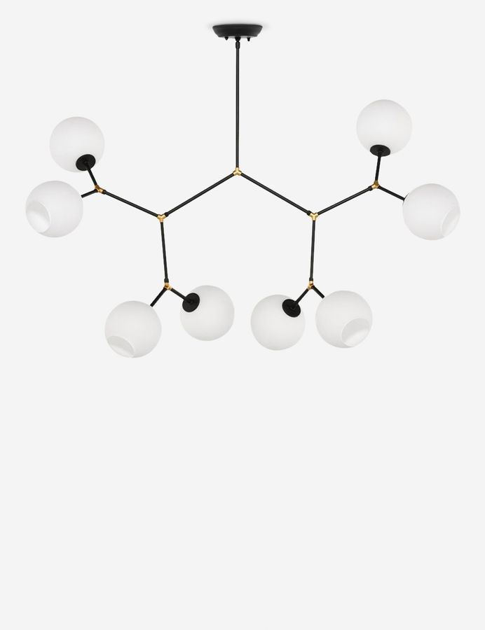 Bobbi Chandelier added by Spoak Member