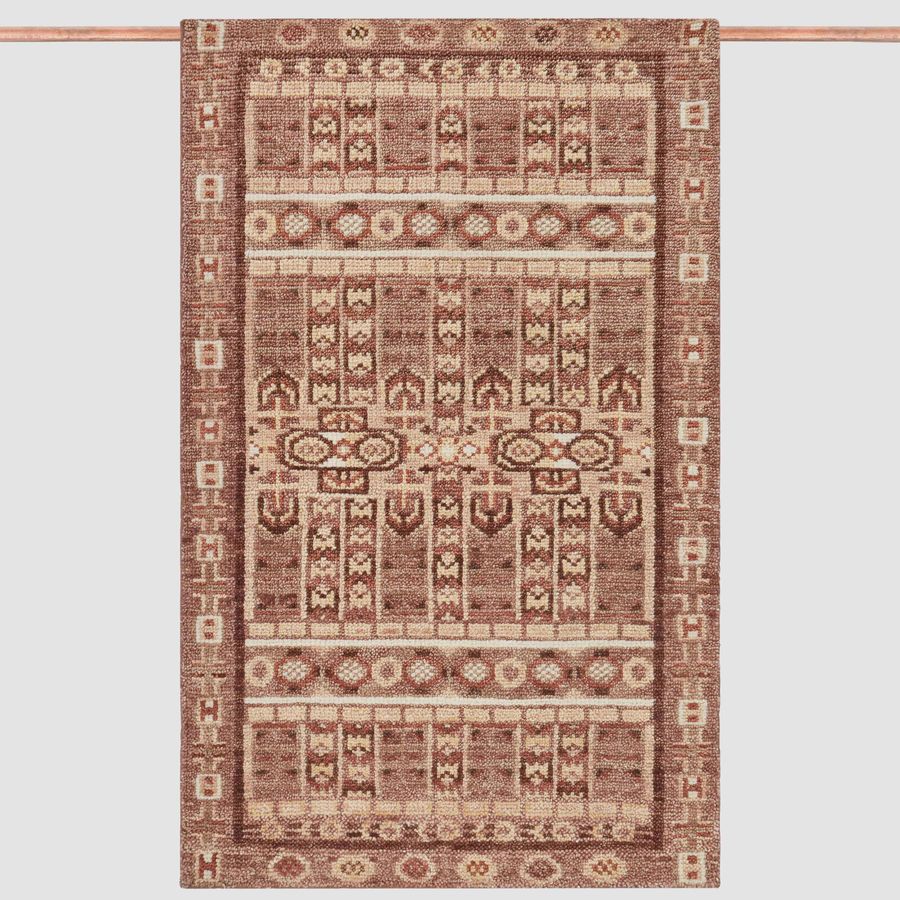 Vahini Hand-Knotted Accent Rug added by Spoak Member