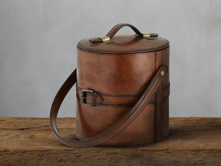 Andres Leather Ice Bucket added by Spoak Member