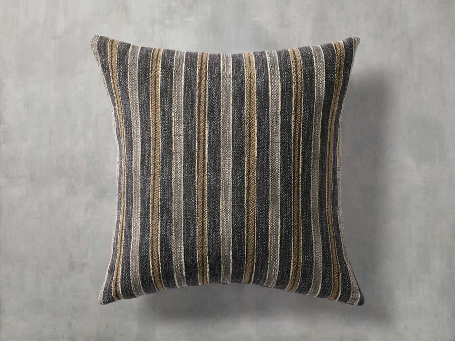 Valla Pillow added by Spoak Member