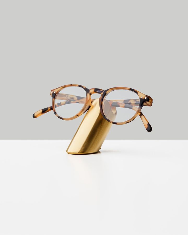 Eyewear Stand added by Spoak Member