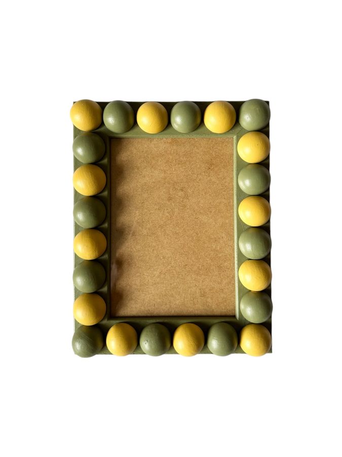 Sage Green & Citrine Stained Bobbin Frame added by Spoak Member